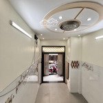 Bán nhà đoàn văn bơ quận 4 - 4 tầng - 30m2 - chỉ 3 tỷ - hẻm 4m thông - tiện kinh doanh