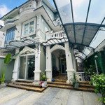 Giảm 3 tỷ! biệt thự 3 tầng ngay liên phường, 200m2 ngang 8 full nội thất xịn đẹp giá chỉ 19,6 tỷ tl