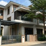 Chủ nhà bán nhanh villa song lập swanbay 200m2 giá chỉ 13 tỷ vị trí đẹp 0905839198