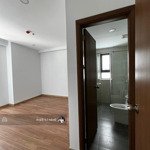 Tháng 11 chủ nhà chuyển đi, bán căn 3pn ở bcons garden 63m2, giá sang tay 1 tỷ 68 (có sổ)