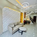 Nhà đẹp 60m2 bình thạnh, đường nguyên hồng 3 phòng ngủ 2 tầng kiên cố, 1 sẹc khu dân trí giá 5,29tỷ