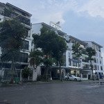 Gấp, bán nhà liền kề hoàng thành villas 136m2 tại hà đông, giá ưu đãi!