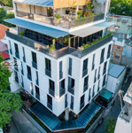 Tòa nhà mặt tiền 1 hầm 7 tầng, 1300m2 sàn. hđt: 300 triệu/tháng/còn 6 năm. giá bán: 89,9 tỷ.