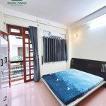 Trống studio full nội thất gần trần não - có ban công