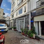 Nhà đẹp , bình thạnh 47m2 ( 4* 11,7) , 4 tầng _ hẻm xe hơi _ giá bán 7,2 tỷ _ gần trung tâm bà chiểu