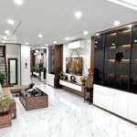 Bán nhà đẹp đội cấn, 2 mặt ngõ thoáng, 50m ra phố, ngõ thông, kinh doanh 38m2, hơn 8 tỷ