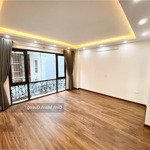 Bán nhà lạc long quân, 43m2, 5 tầng, mặt tiền 3m8, hơn 6 tỷ.