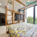 Studio full nội thất-ban công nội thất hiện đại -nằm gần cầu sài gòn-có chỗ đậu oto