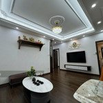 Tôi chính chủ cần bán căn hộ chung cư e3 yên hoà - 94m2 3 phòng ngủ đã sửa đẹp nhận nhà ở ngay.