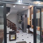 Cho thuê nhà riêng ngõ 269 quỳnh lôi diện tích 35m2x5 tầng nhà đẹp full đồ gì thuê 14 triệu