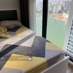 Cần bán nhanh căn 2 ngủ view hồ vinhomes skylake.diện tích79m, tầng trung 2x đẹp thoáng. giá bán 7,7 tỷ