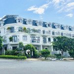 Bán nhà phố lakeview city view hồ, đường 25m, trục chính dự án, hoàn thiện 5x20m 19 tỷ