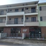 Bán shophouse tại centa city, 6,4 tỷ, 90m2, 3 phòng ngủ 4pt, view công viên siêu đẹp, mặt tiền rộng