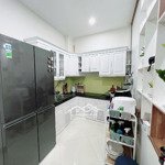 Bán nhà đẹp tại đường phạm văn đồng, giá bán 7,6 tỷ, 35m2, nhiều tiện ích