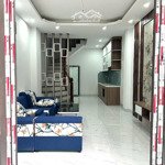 Hàng hiếm tại liên mạc, 30m2, 5t, sổ đỏ đẹp, ở ngay, ô tô dừng ở cổng, ngõ thông, giá tốt