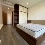 Chính chủ cần cho thuê nhanh căn hộ dockland dt 96m2, 2pn, 2wc, giá 14tr căn góc lh 0938607269