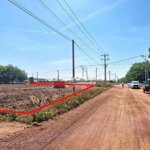 1000m2 giá bán 180 triệu , sổ sẳn ngay khu dân cư. đông đúc ,gầng kcn