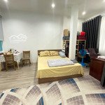 Cuối tháng trống 1 studio - full nội thất - có ban công - kdc an ninh trật tự