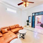 Bán gấp nhà phố giải phóng 30m2, ngõ nông gần phố, 2 mặt thoáng sáng