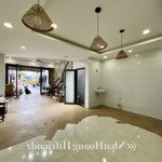 Cho thuê mặt bằng 4,25 x 9,5m siêu đẹp phù hợp spa, quán cf khu dân cư đông_ có phòng ngủ lại full