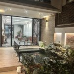 Mặt bằng có diện tích 50m2 thích hợp làm văn phòng, showroom giới thiệu sản phẩm, bán hàng online