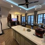 Siêu đẹp!view hồ tây cần bàn nhà mặt ngõ ôtô tránh,kinh doanh,2 thoáng phố trích sài dt 46m x 5tầng