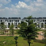 Chính chủ bán song lập hiếm 250m2 view công viên siêu mát giá chỉ 15.x tỷ 95%. lh: 0903270123 zalo