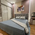 Chính chủ bán căn số 04 diện tích 61.7m2 chung cư iris garden ,nhà full đồ cao cấp , giá 4 tỷ