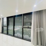 Văn phòng 180m2 giá chỉ 25 triệu tại mặt phố vũ tông phan, thanh xuân, full kính trước