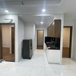 Cho thuê căn hộ 2pn 2wc có nội thất 5tr