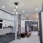 Hoàng diệu 2 - thủ đức - 100m2, 2 tầng, nhà đẹp, hxh , 3pn, 2wc, dòng tiền 160 tr/năm. hơn 6 tỷ