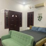 Cho thuê nhà 5 tầng diện tích 70m2 mặt tiền 5m khu phố âu cơ, tây hồ,hà nội:0981222026