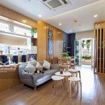 Cần bán căn góc 2 ngủ, 2 vệ sinh, rộng 70m2 tại chung cư hoà bình green city - 505 minh khai