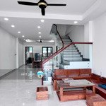 Cho thuê nhà mới mặt tiền n17 khu chuyên gia sun casa central, nhà mới 100% vsip iia,