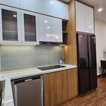 Cho thuê căn hộ chung cư 137 nguyễn ngọc vũ, trung hòa, cầu giấy, dt: 90 m2, 3pn, 2wc.