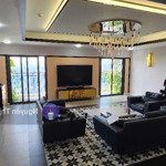 Penthouses biệt thự trên không lê đức thọ ,đẳng cấp ,view toàn tp ,lô góc 2 tầng ,440m ,giá 28.5 tỷ