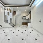 Nhà biên giang hà đông 32m2 xây 5 tầng ngõ trước nhà 3,5m ô tô vào nhà giá đầu tư o352o78236