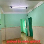 Cần bán căn hộ bui minh trực p6 q8 dt: 64m2 ,2 pn, 1wc, giá bán 2.5tỷ, sổ hồng. lh 0866688444