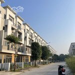 Shophouse giá chỉ hơn 5 tỷ em đố anh chị tìm được luôn 0889111996