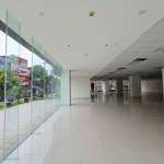 Cho thuê toà nhà mặt phố kim mã, quận ba đình thiết kế sang trọng với 350m2 toà 7 tầng đầy đủ pccc