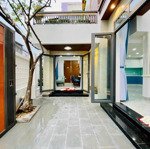 Villa giữa lòng gò vấp ngang hơn 8m hướng đông nam, giá 8,5 tỷ