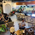 Chuyển nhượng quán cafe xuân thuỷ - giá thuê rẻ. vị trí đắc địa gần đại học sư phạm, đh thương mại