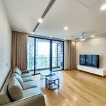 Gia đình cần bán căn hộ chung cư golmark city 136 hồ tùng mậu, full nội thất vào ở luôn