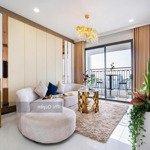 Cho Thuê Chcc Soho Residence - Quận 1. Diện Tích: 65M2, 2 Phòng Ngủ Giá: 17 Triệu. Liên Hệ: 0904715617, Quyền