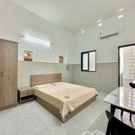 Thuê phòng studio ban công 40m2 tại trường sa gần chợ thị nghè, gía 8tr. lh 0909397366