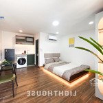 Căn hộ ban công mới xây 30m2 full nội thất ngay etown cộng hòa - khu k300 - trường chinh