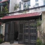 Nhà phố 150m2, 4 phòng ngủ 3 vệ sinh sân đậu ôtô, nội thất - ngay bệnh viện hạnh phúc, đường ql 13