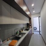 Chính chủ bán căn 2 phòng ngủhướng bc nam view hồ tây căn 73m2 tầng trung full đồ đẹp giá tốt