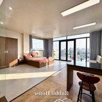 Cho thuê penthouse 1pn ngay phố ẩm thực phan xích long view cực chill giá cực tốt