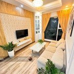 Chính chủ cần bán căn hộ 2pn 68 m2 full nội thất tại trung tâm bãi cháy, hạ long.